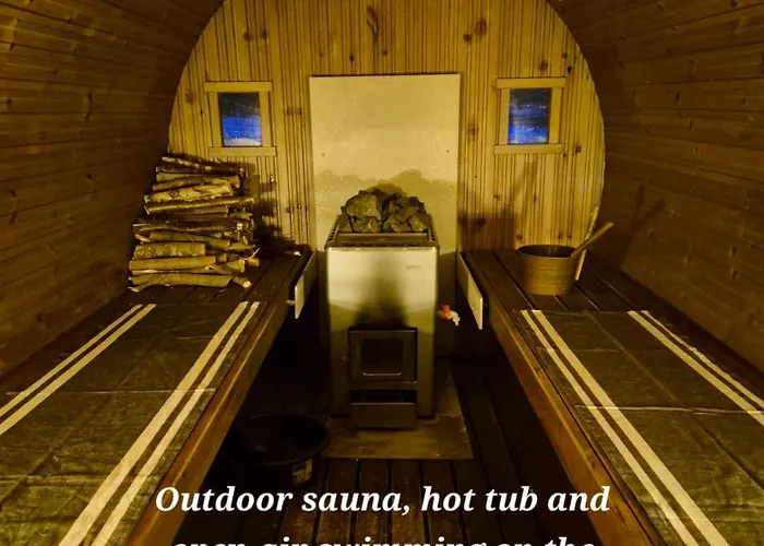 Raanu 45 Minutes From Rovaniemi Center